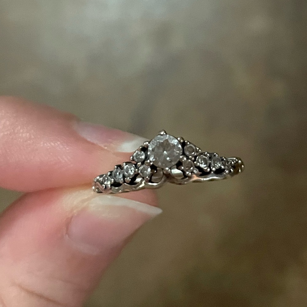 Pandora ring
